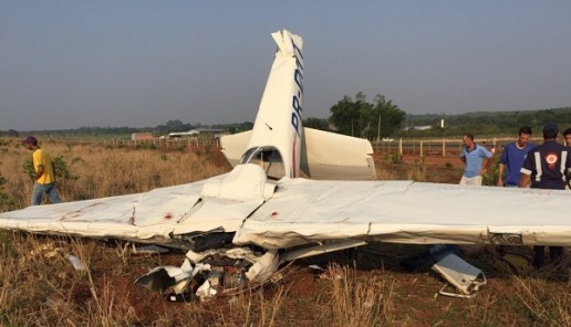 Avião de instrução de vôo