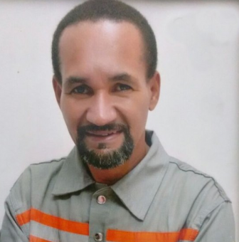 O passageiro Galdino morto durante o assalto